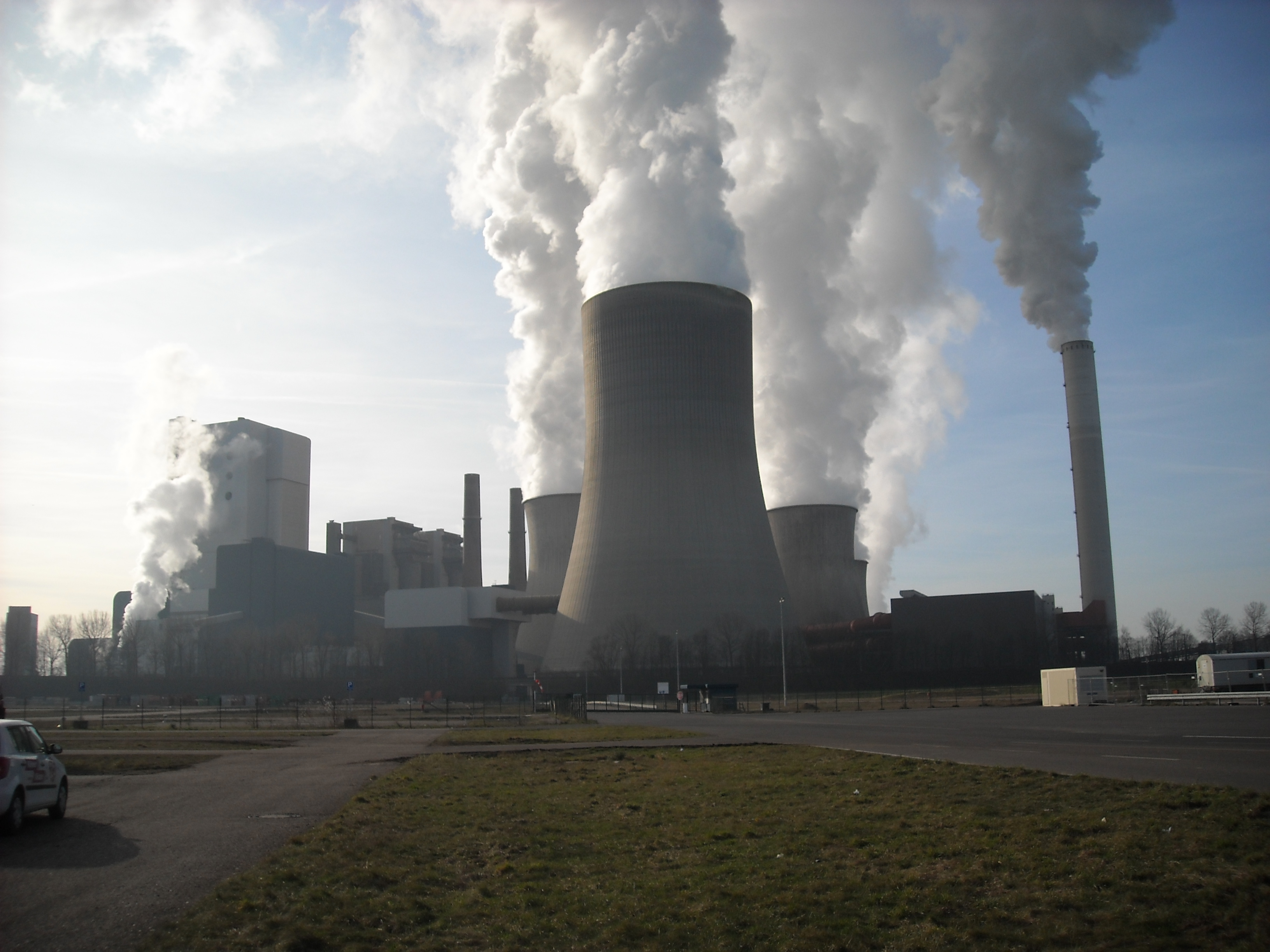 Fossil fuels should be phased out by 2100 says IPCC London Mining Network